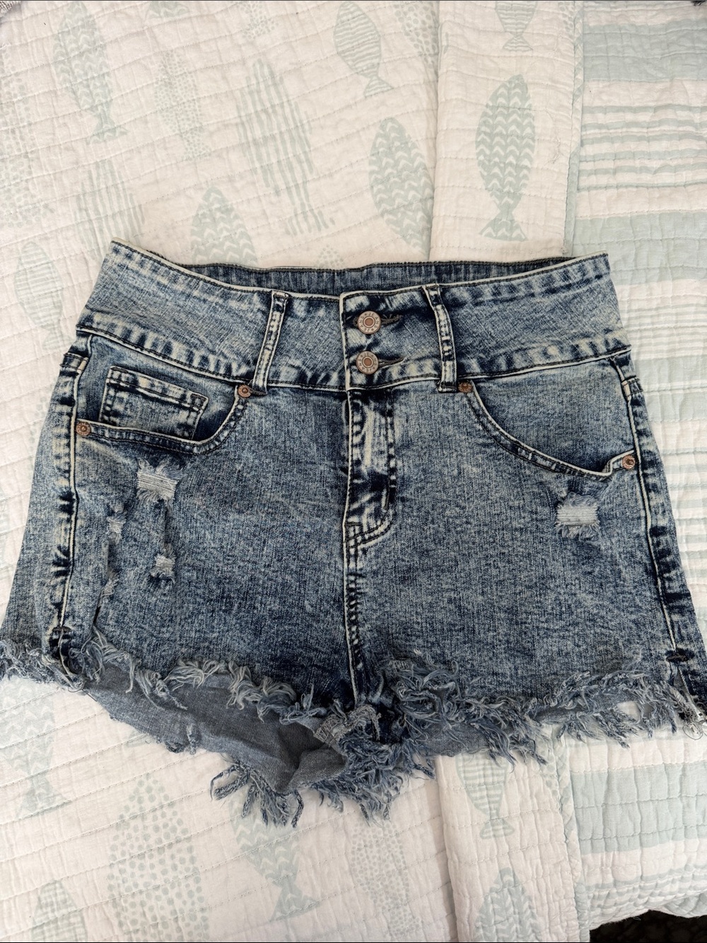 High-Waist Distressed Denim Shorts - Blue